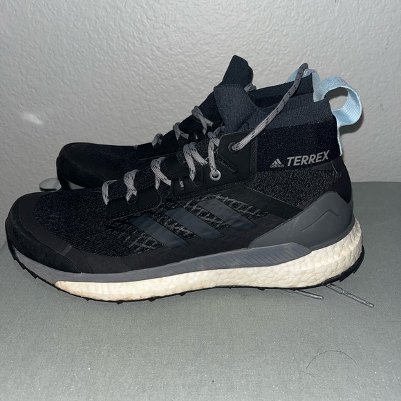 Nike Waterproof Trail Runner Hiking Boots - Picture 2 of 5